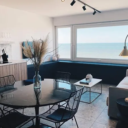 Apartment Wonderful Architect Designed Flat With Sea View *