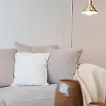 Wonderful Architect Designed Flat With Sea View Apartman