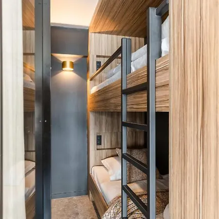 Апартаменты Wonderful Architect Designed Flat With Sea View Остенде